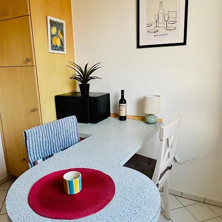 Spacious Near Hospital & Science Campus